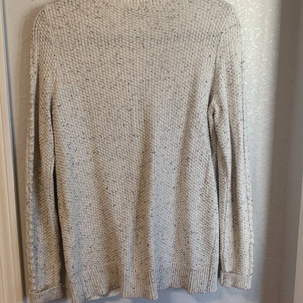 Sweater - Picture 4 of 4